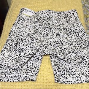 Old Navy Black and White Leopard Print Bike Shorts